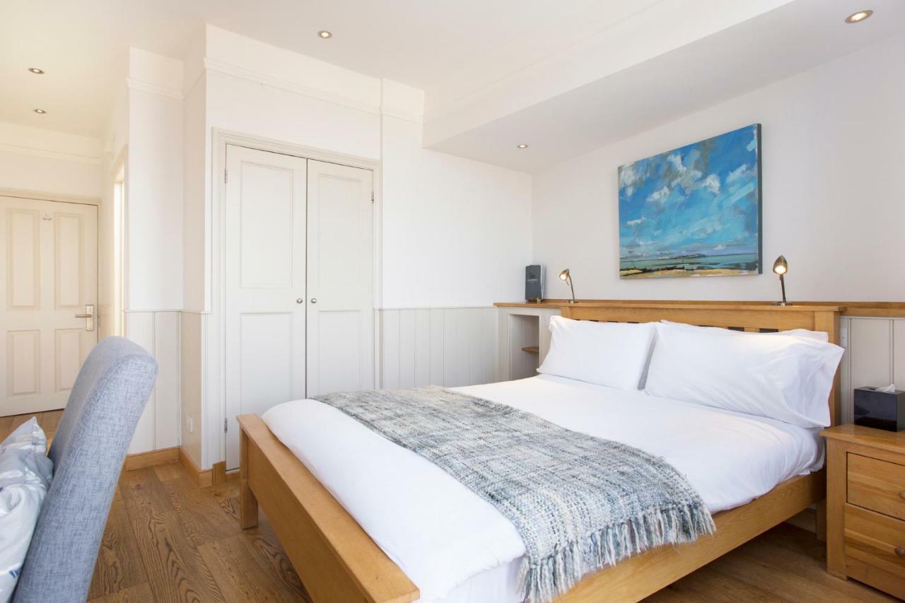 Hotel Continental Уитстабл Экстерьер фото